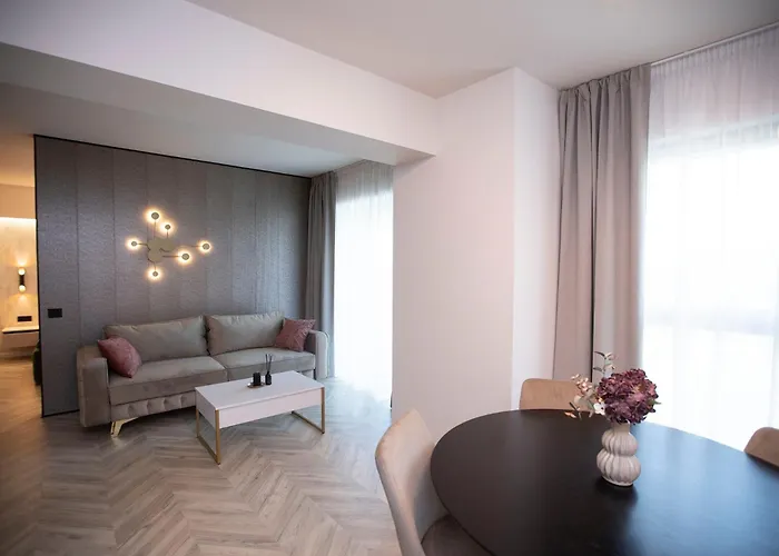 Boudoir 139 Tower 14-18th Floor Apartmán Kluž